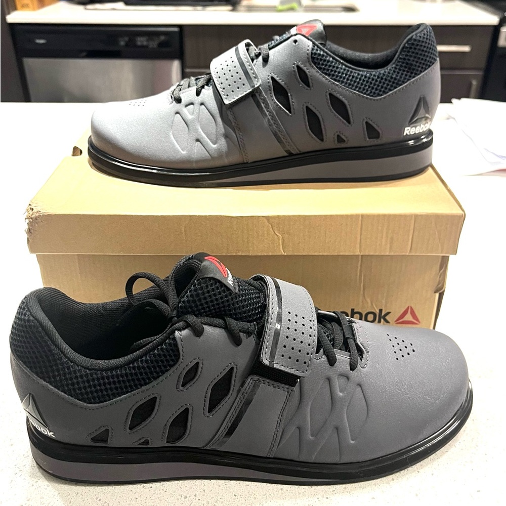 Reebok: Men’s CrossFit Weightlifting Shoes - Size 11- Ash Grey/Black/White